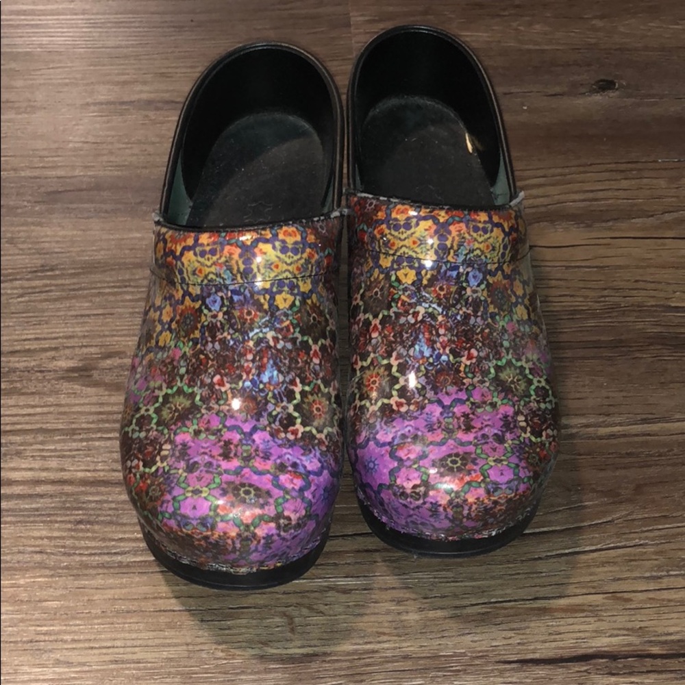 💜💗Dankso Clogs💗💜 - Picture 2 of 3